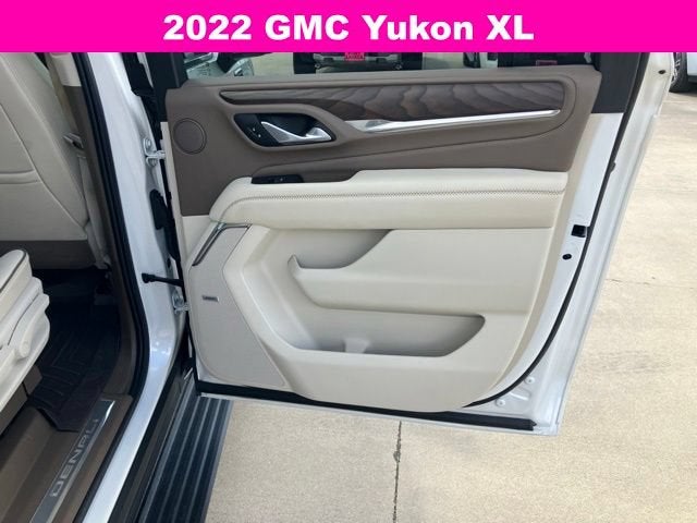2022 GMC Yukon XL Denali