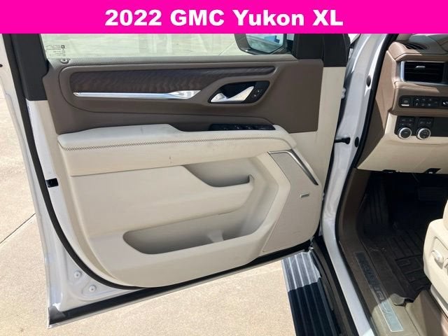 2022 GMC Yukon XL Denali