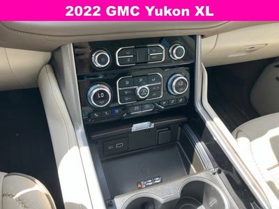 2022 GMC Yukon XL Denali