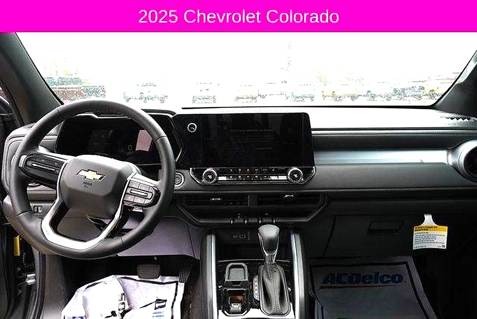 2025 Chevrolet Colorado WT/LT