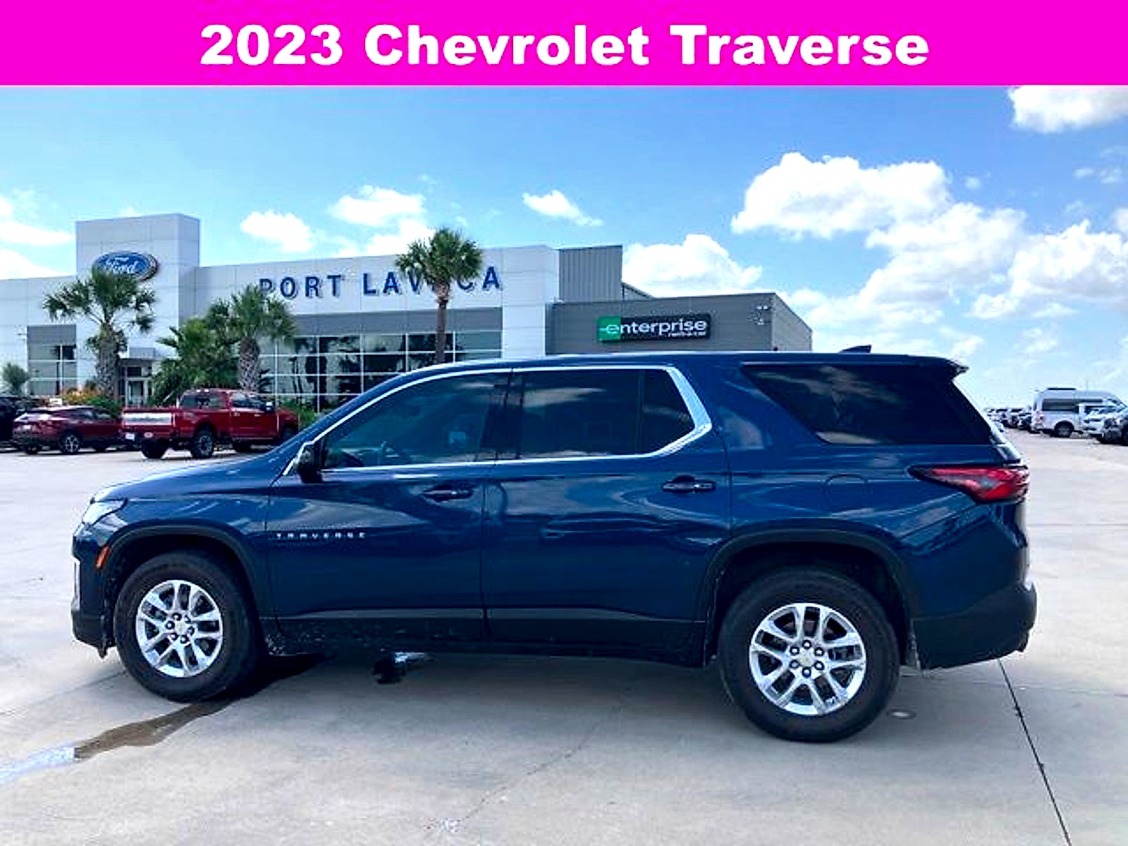 2023 Chevrolet Traverse LS