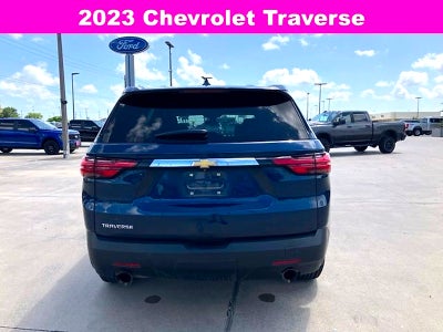 2023 Chevrolet Traverse LS