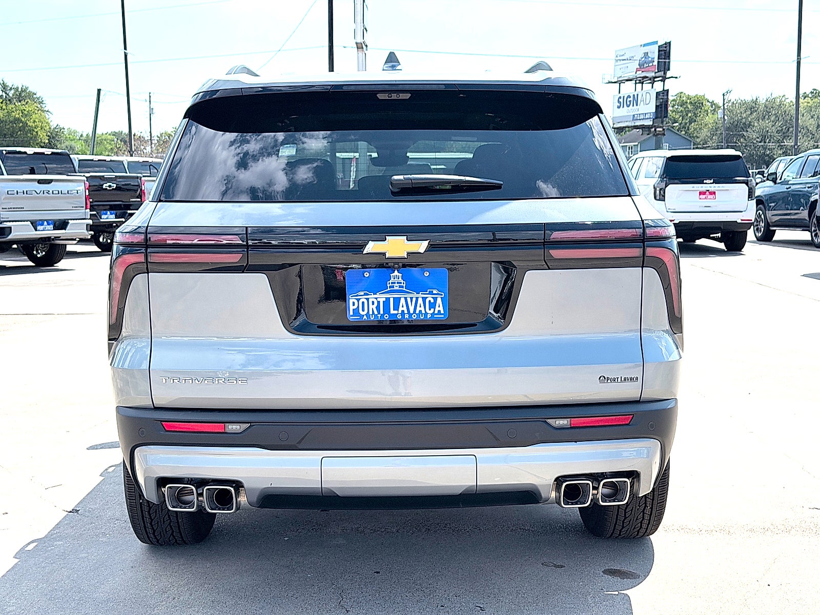 2027 Chevrolet Traverse LT
