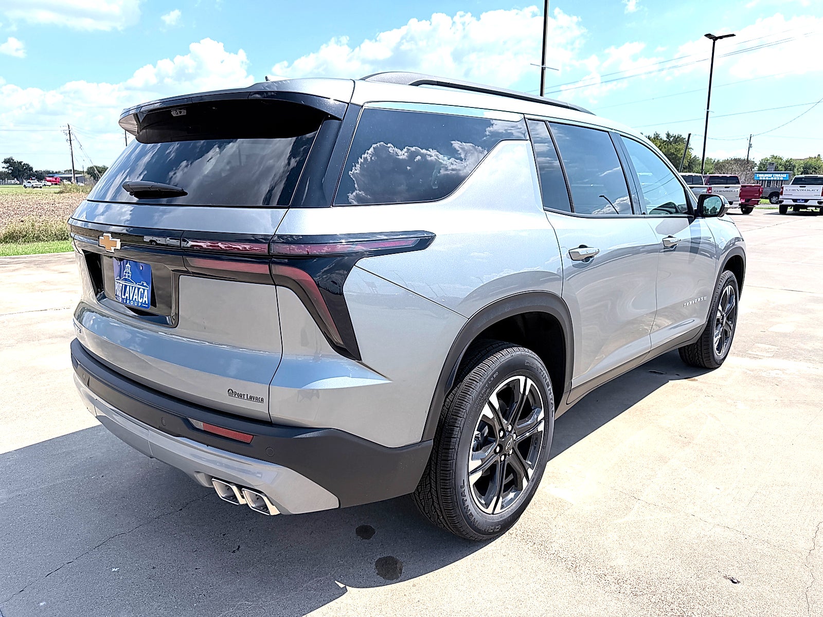 2027 Chevrolet Traverse LT