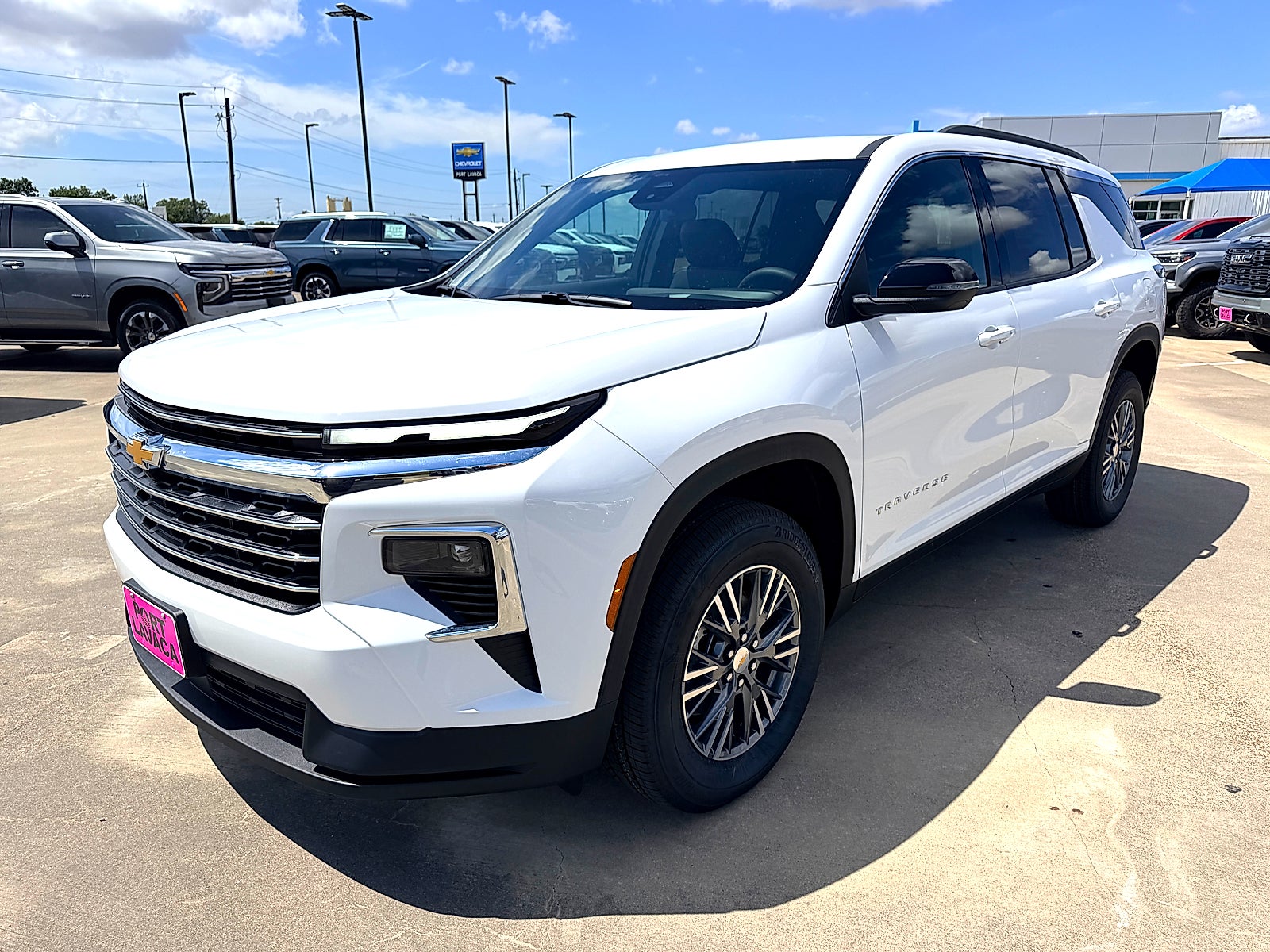 2027 Chevrolet Traverse LT