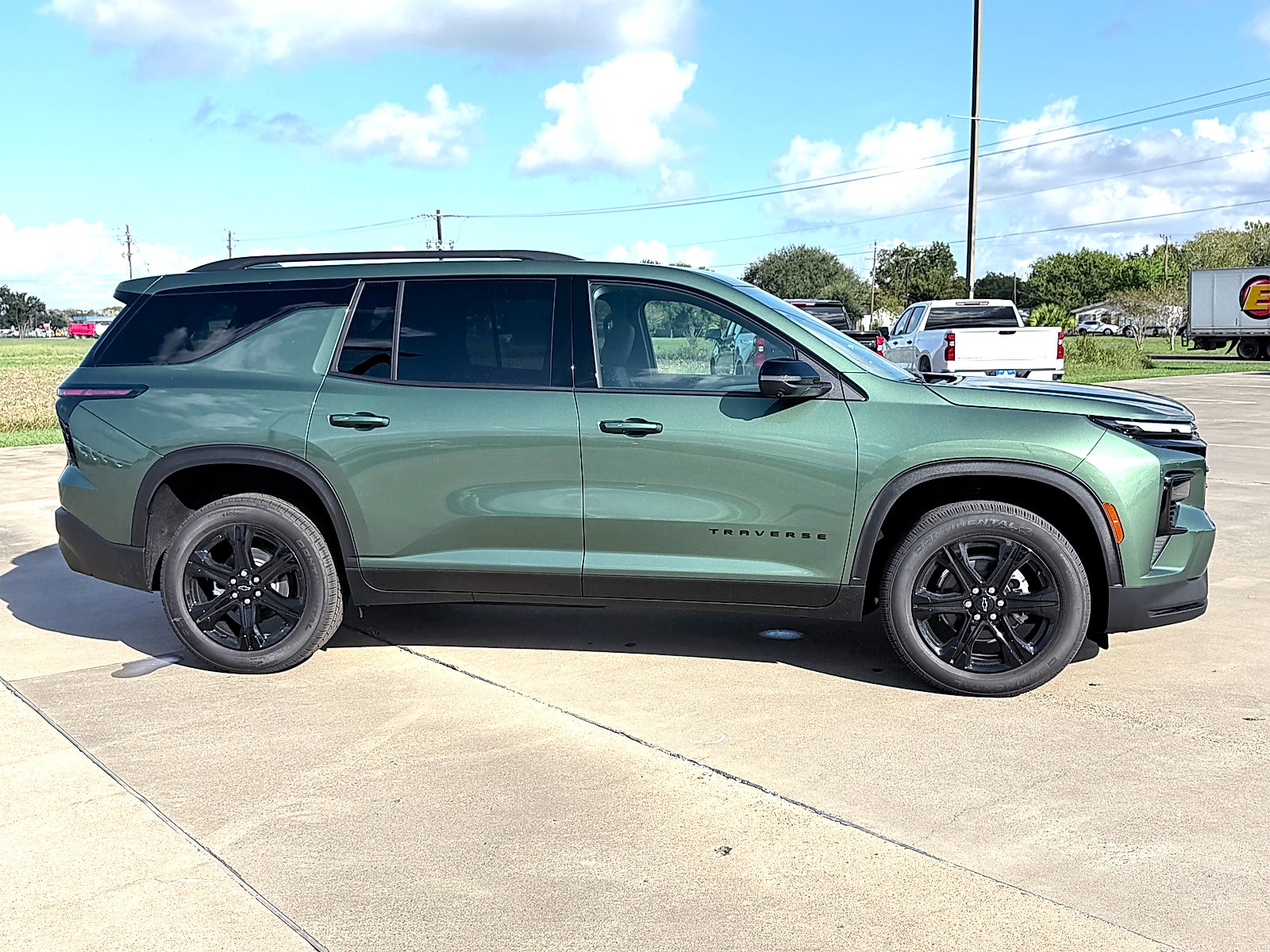 2027 Chevrolet Traverse LT