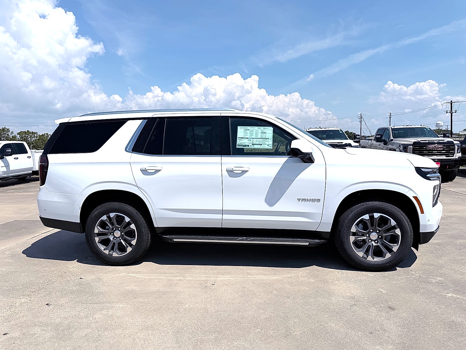 2026 Chevrolet Tahoe LS