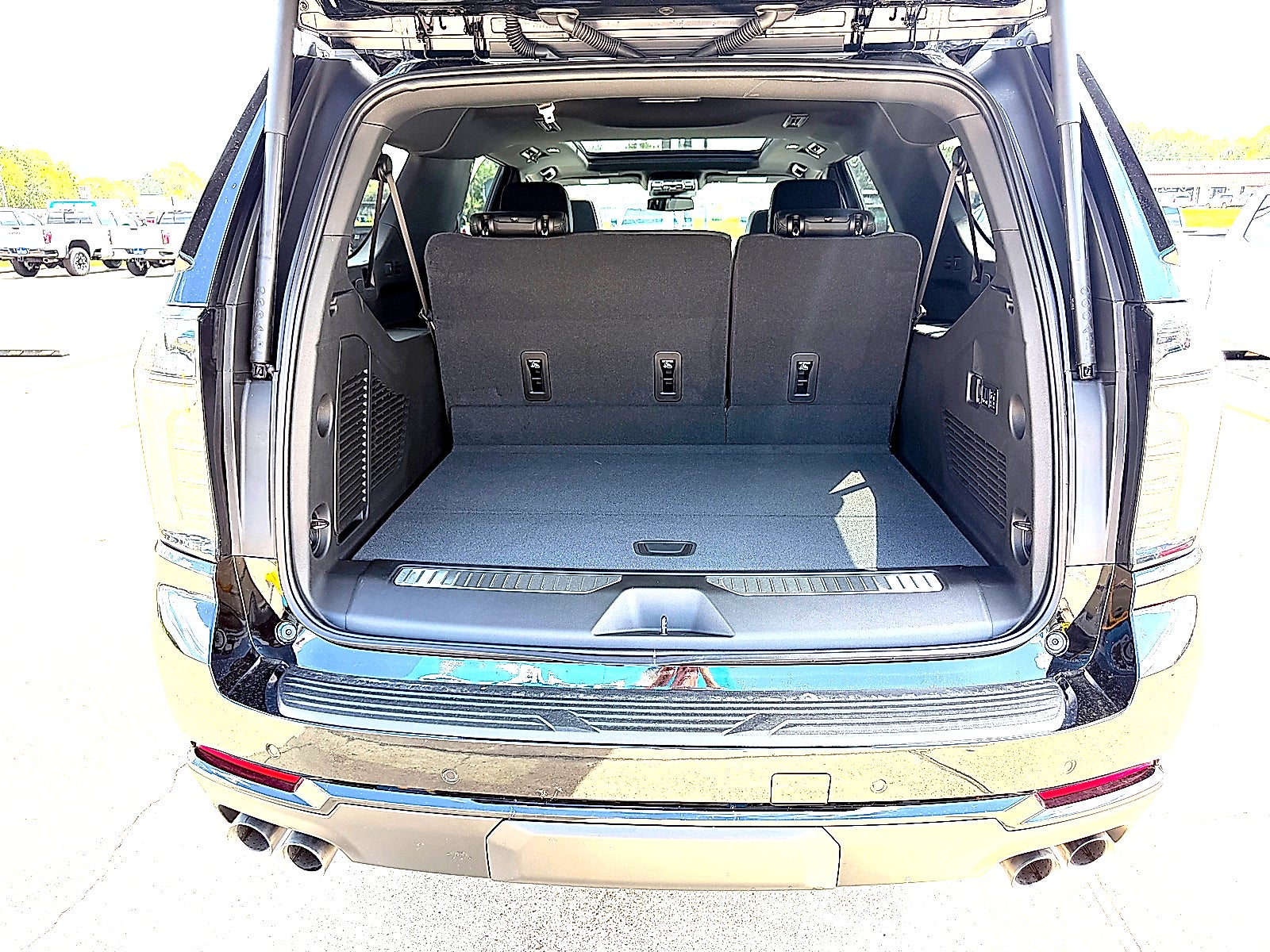 2027 Chevrolet Suburban Z71