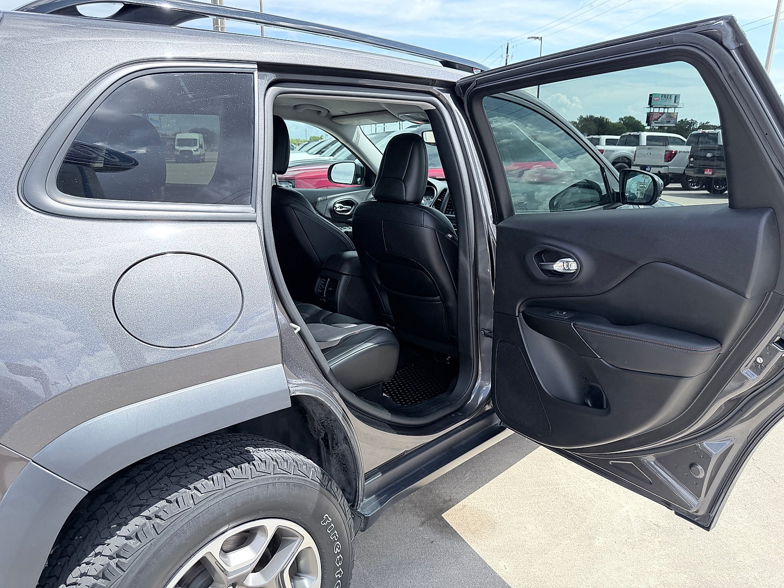 2022 Jeep Cherokee Trailhawk 4x4