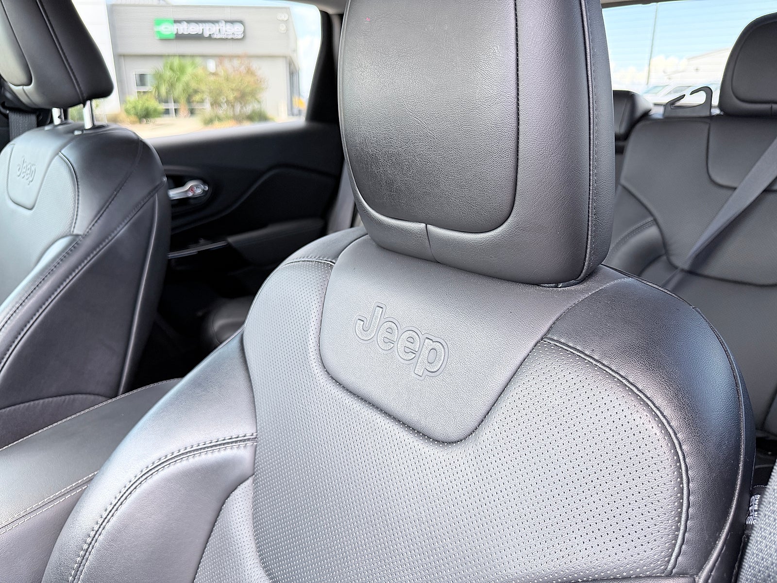 2023 Jeep Cherokee Altitude Lux 4x4