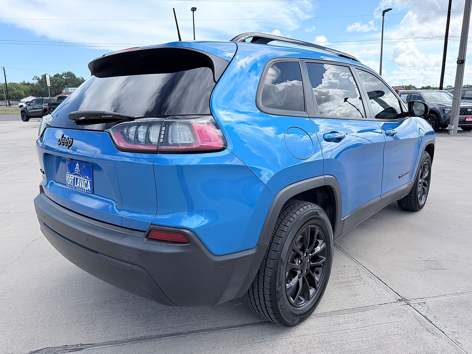 2023 Jeep Cherokee Altitude Lux 4x4