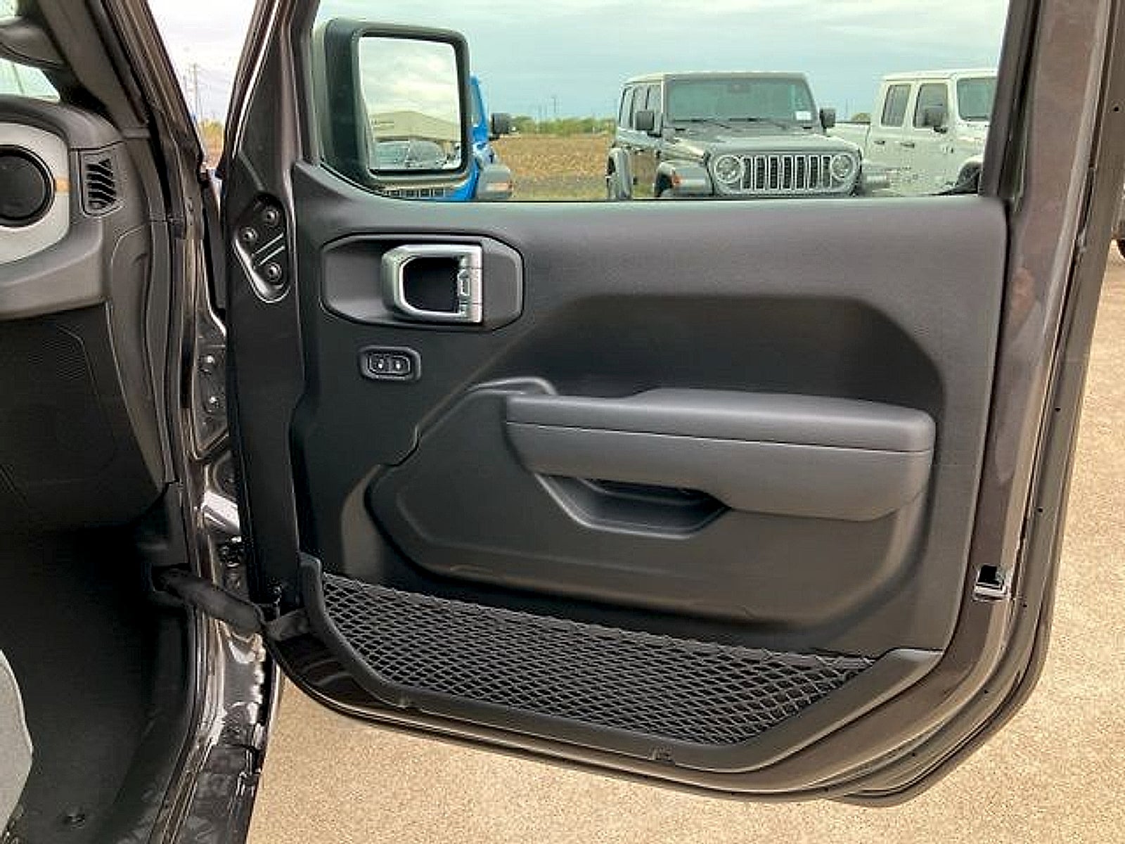 2026 Jeep Wrangler 4-Door Sport