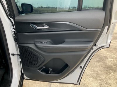 2026 Jeep Grand Cherokee Laredo X 4x2