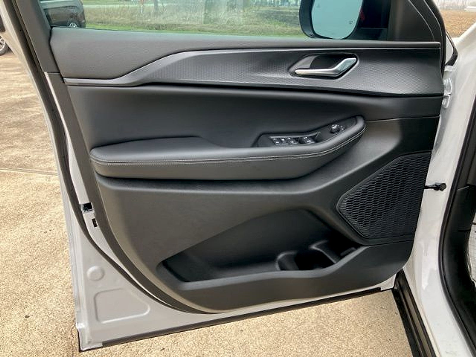 2026 Jeep Grand Cherokee Laredo X 4x2