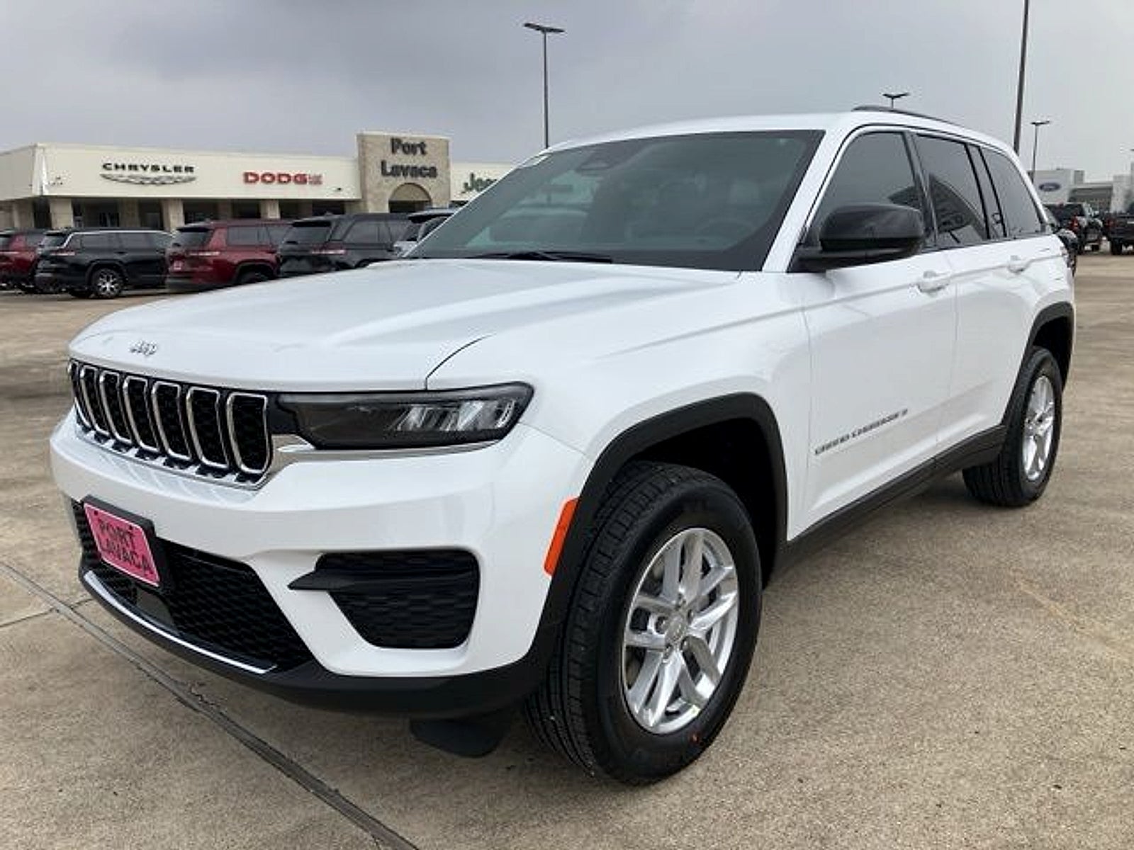 2026 Jeep Grand Cherokee Laredo X 4x2