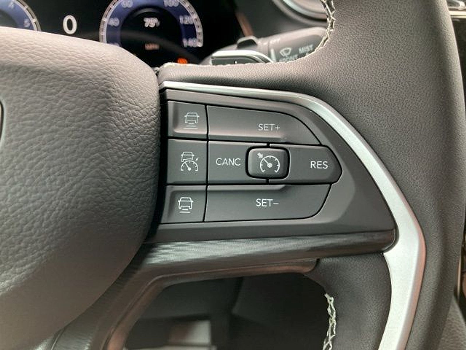 2026 Jeep Grand Cherokee Laredo X 4x2