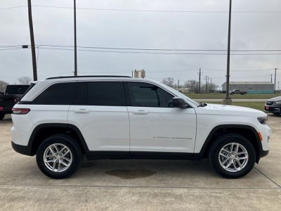 2026 Jeep Grand Cherokee Laredo X 4x2