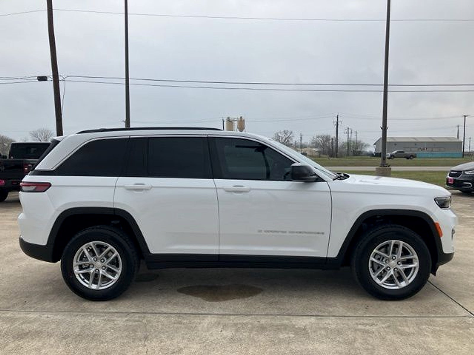 2026 Jeep Grand Cherokee Laredo X 4x2
