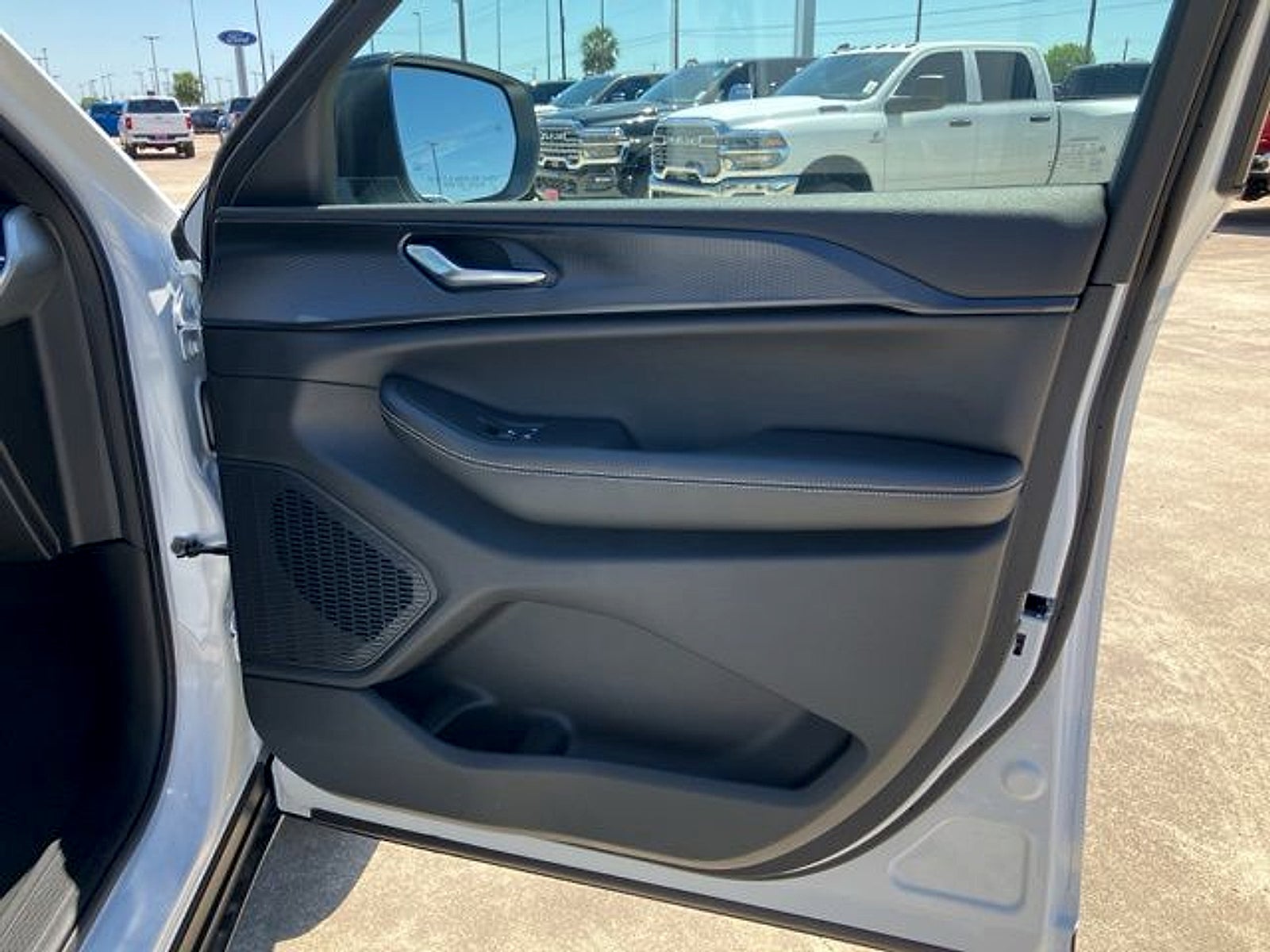 2026 Jeep Grand Cherokee L Laredo X 4x4