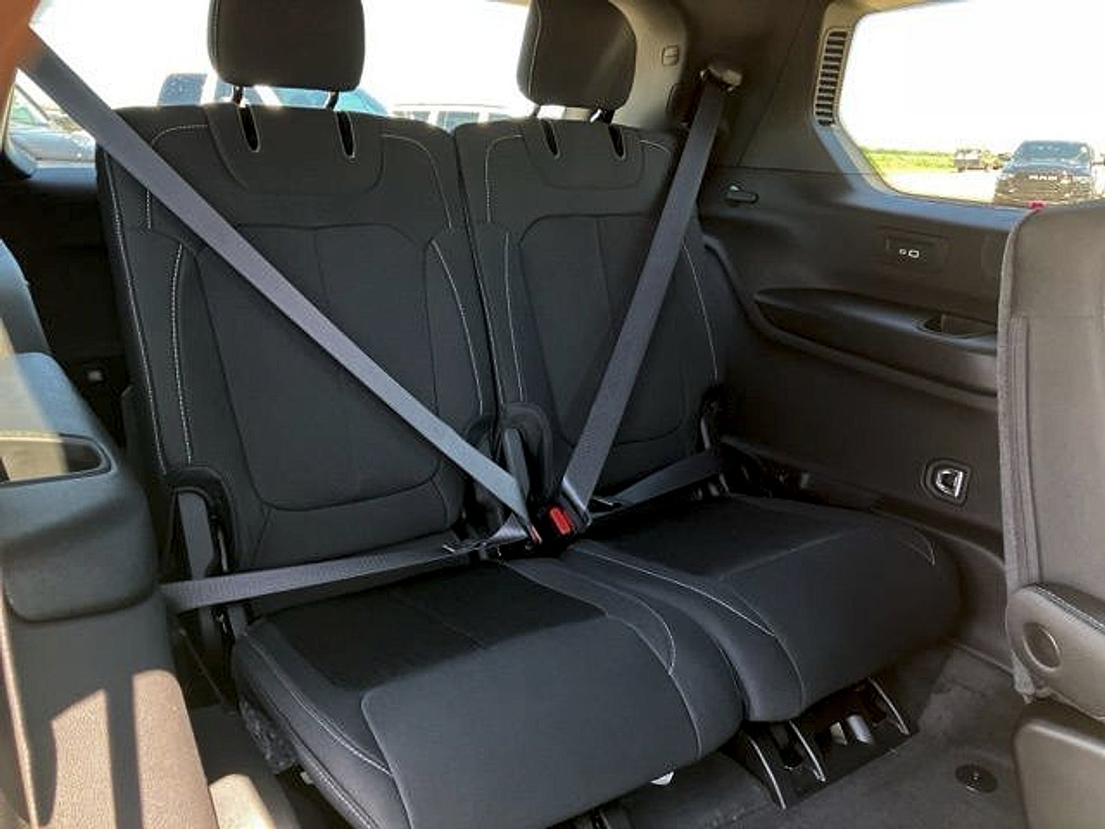 2026 Jeep Grand Cherokee L Laredo X 4x4