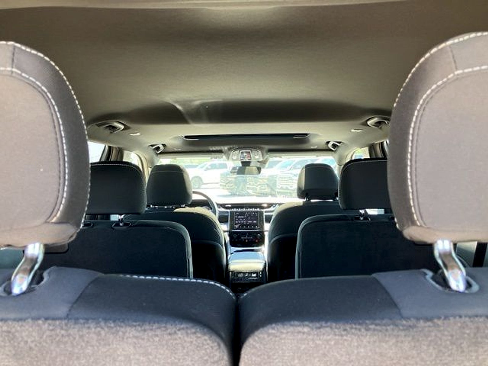 2026 Jeep Grand Cherokee L Laredo X 4x4