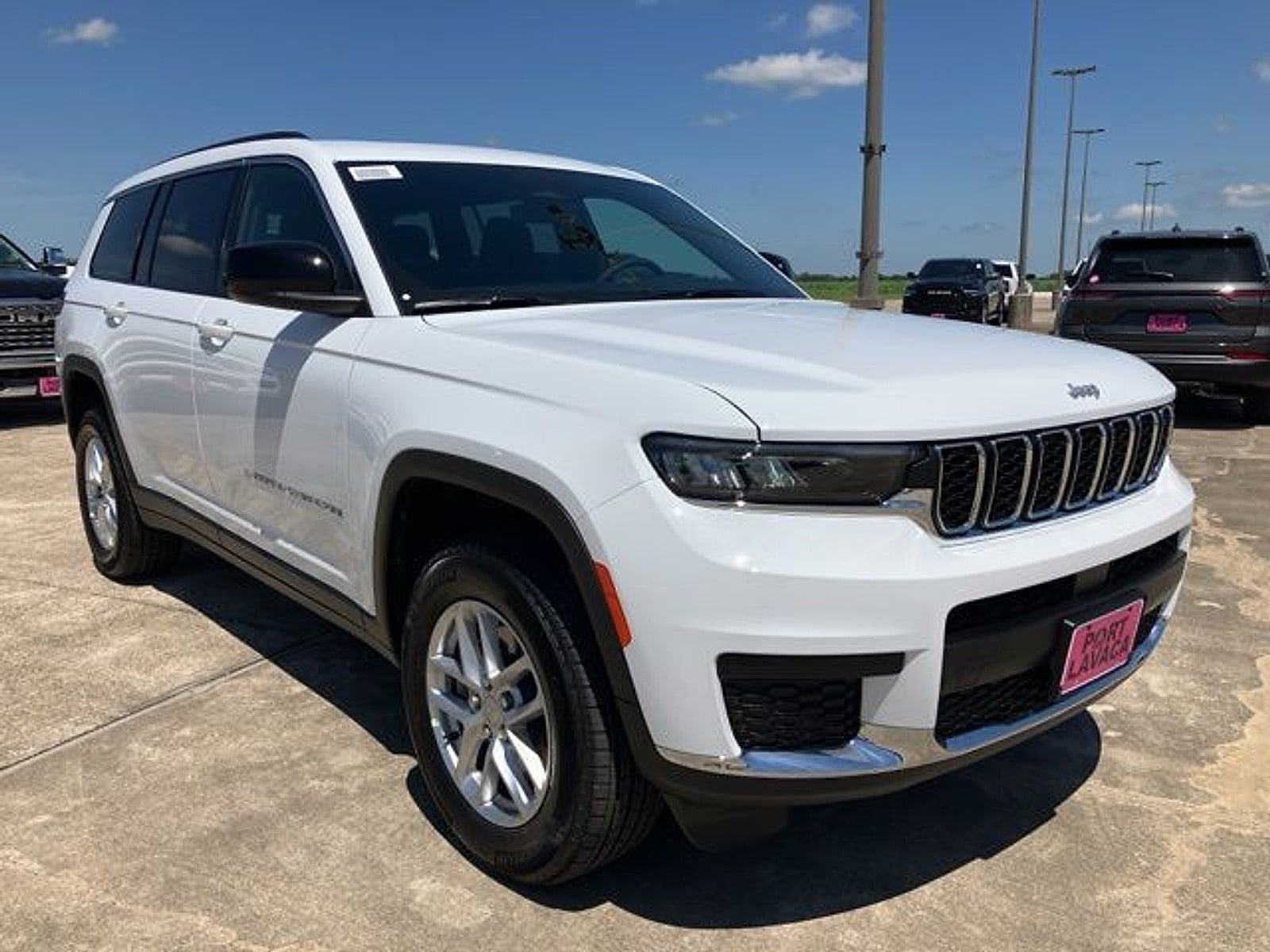 2026 Jeep Grand Cherokee L Laredo X 4x4