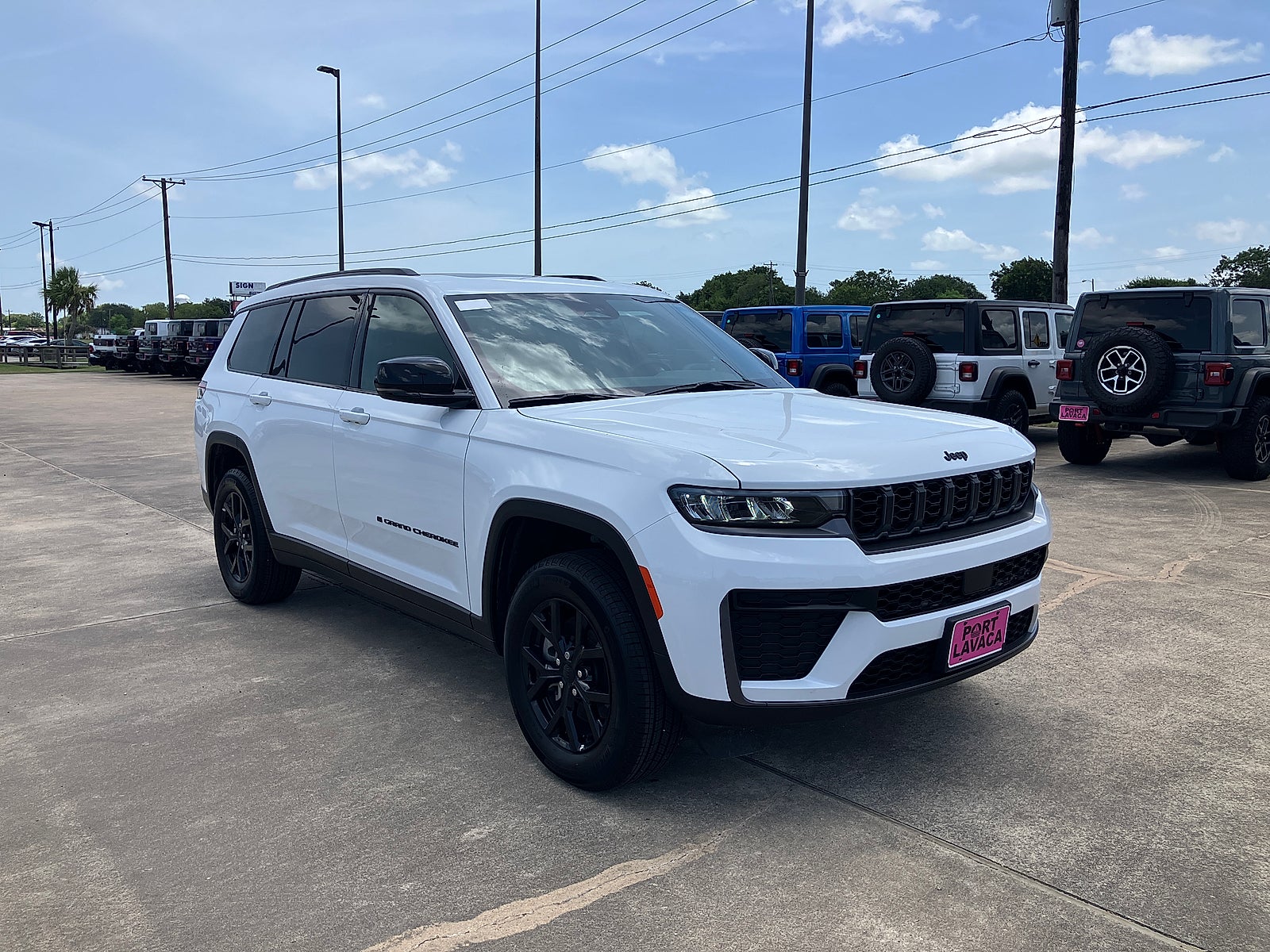2026 Jeep Grand Cherokee L Altitude 4x4