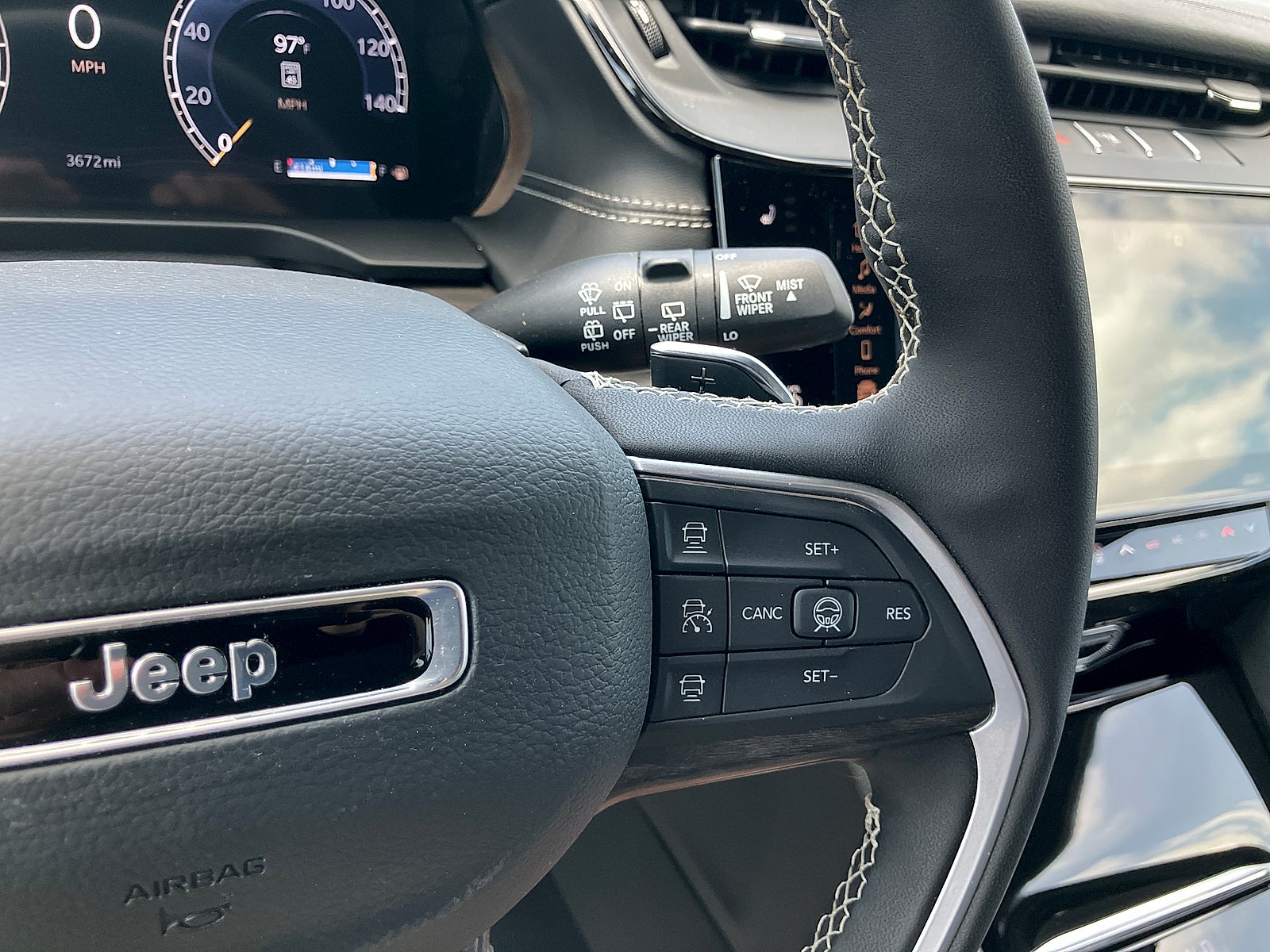 2026 Jeep Grand Cherokee L Altitude 4x4