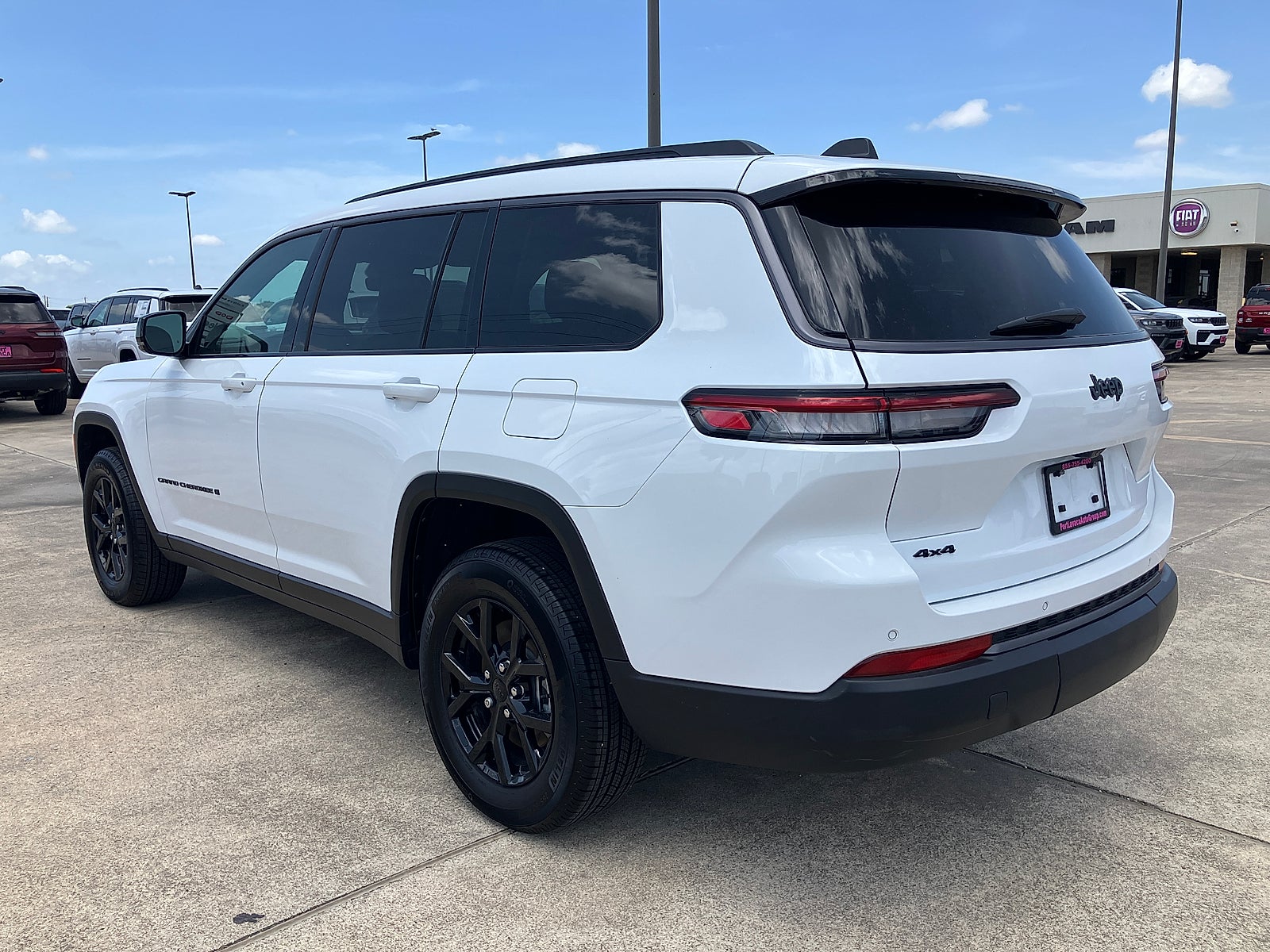 2026 Jeep Grand Cherokee L Altitude 4x4