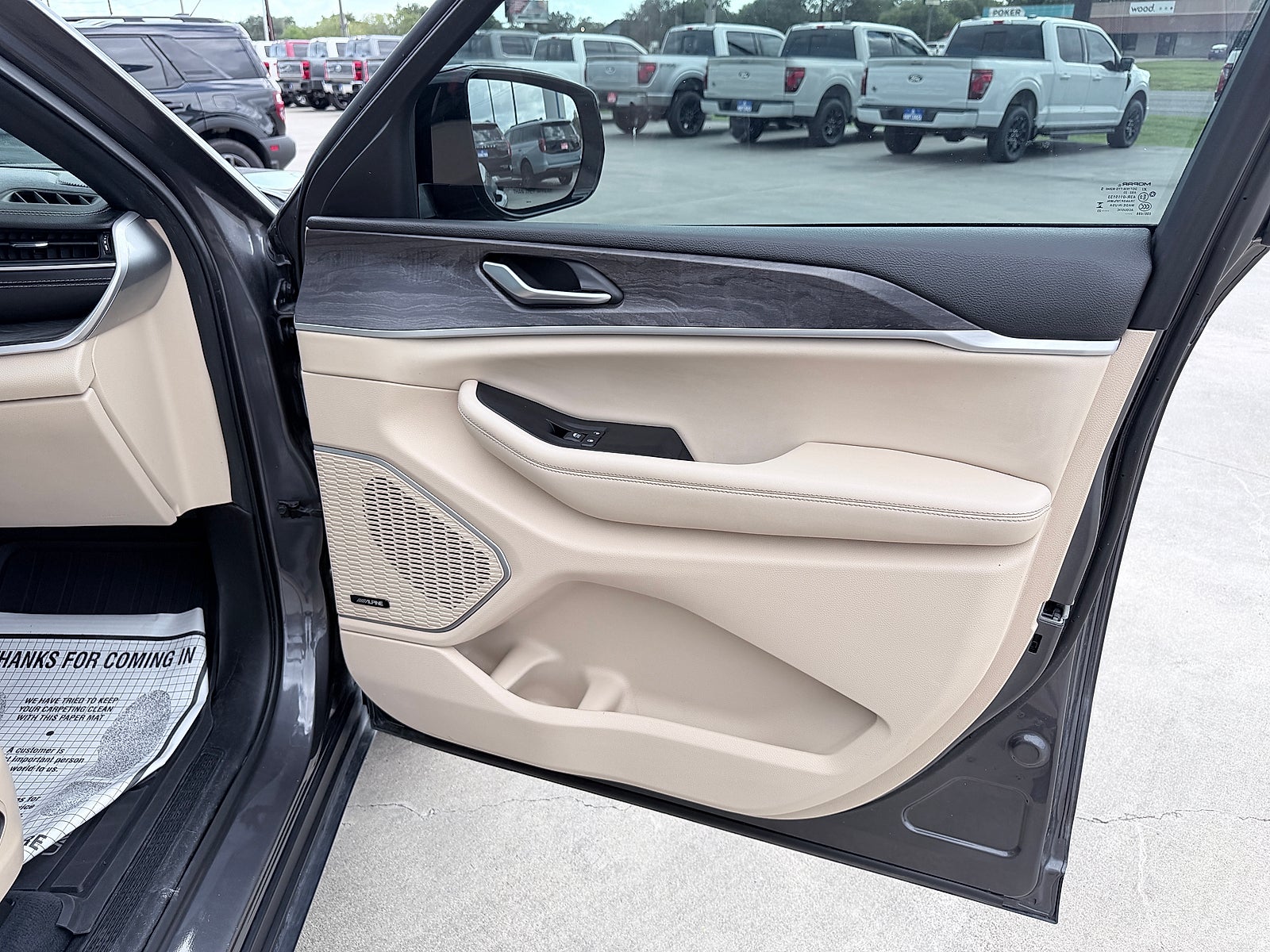 2023 Jeep Grand Cherokee L Limited 4x4