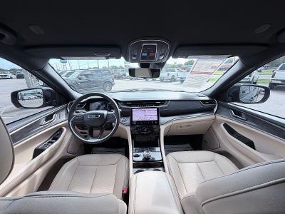 2023 Jeep Grand Cherokee L Limited 4x4