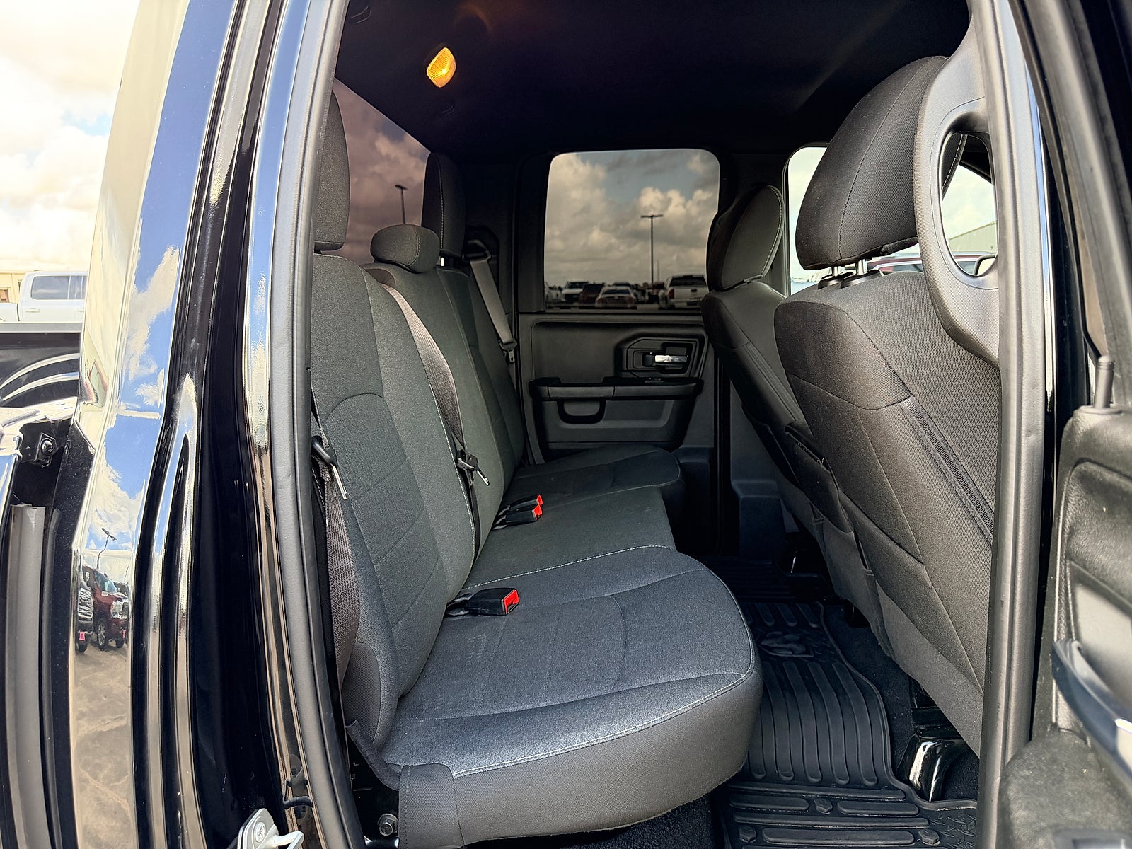 2023 RAM 1500 Classic Warlock Quad Cab 4x2 6'4" Box