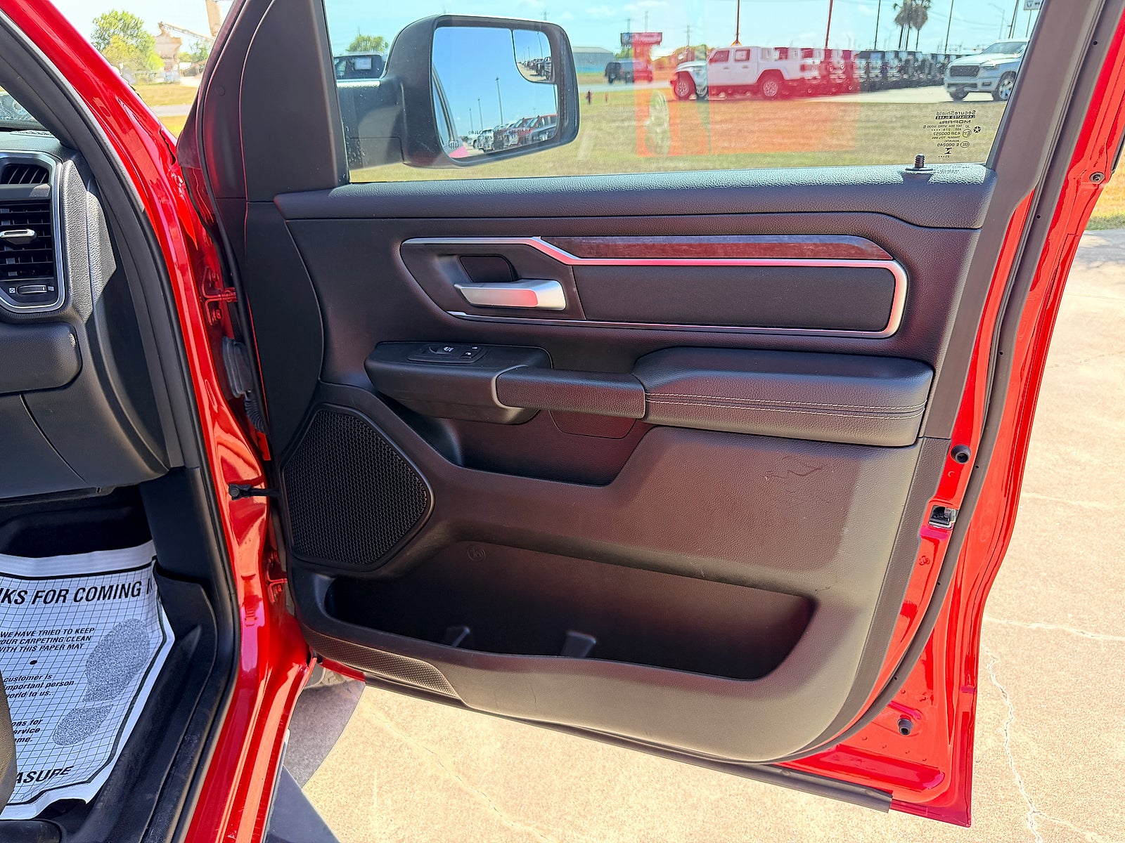 2024 RAM 1500 Lone Star Crew Cab 4x2 5'7" Box