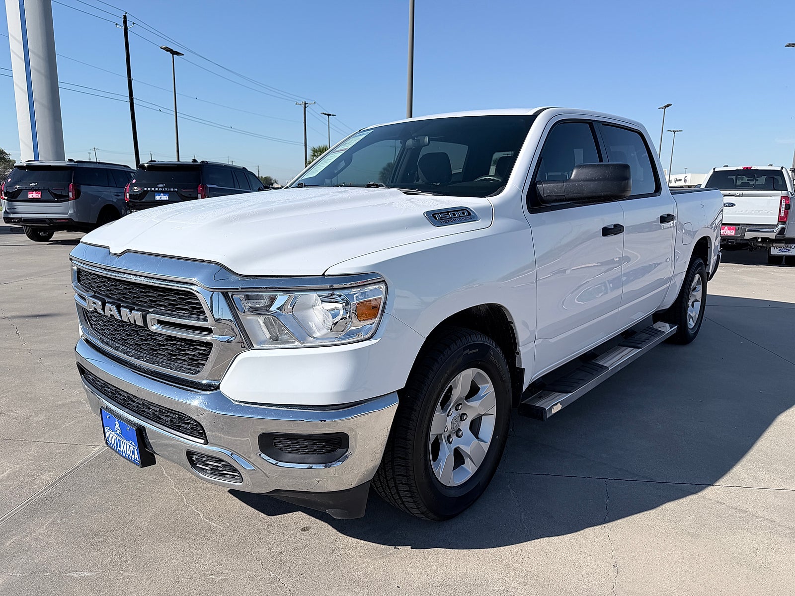 2023 RAM 1500 Tradesman Crew Cab 4x2 5'7" Box