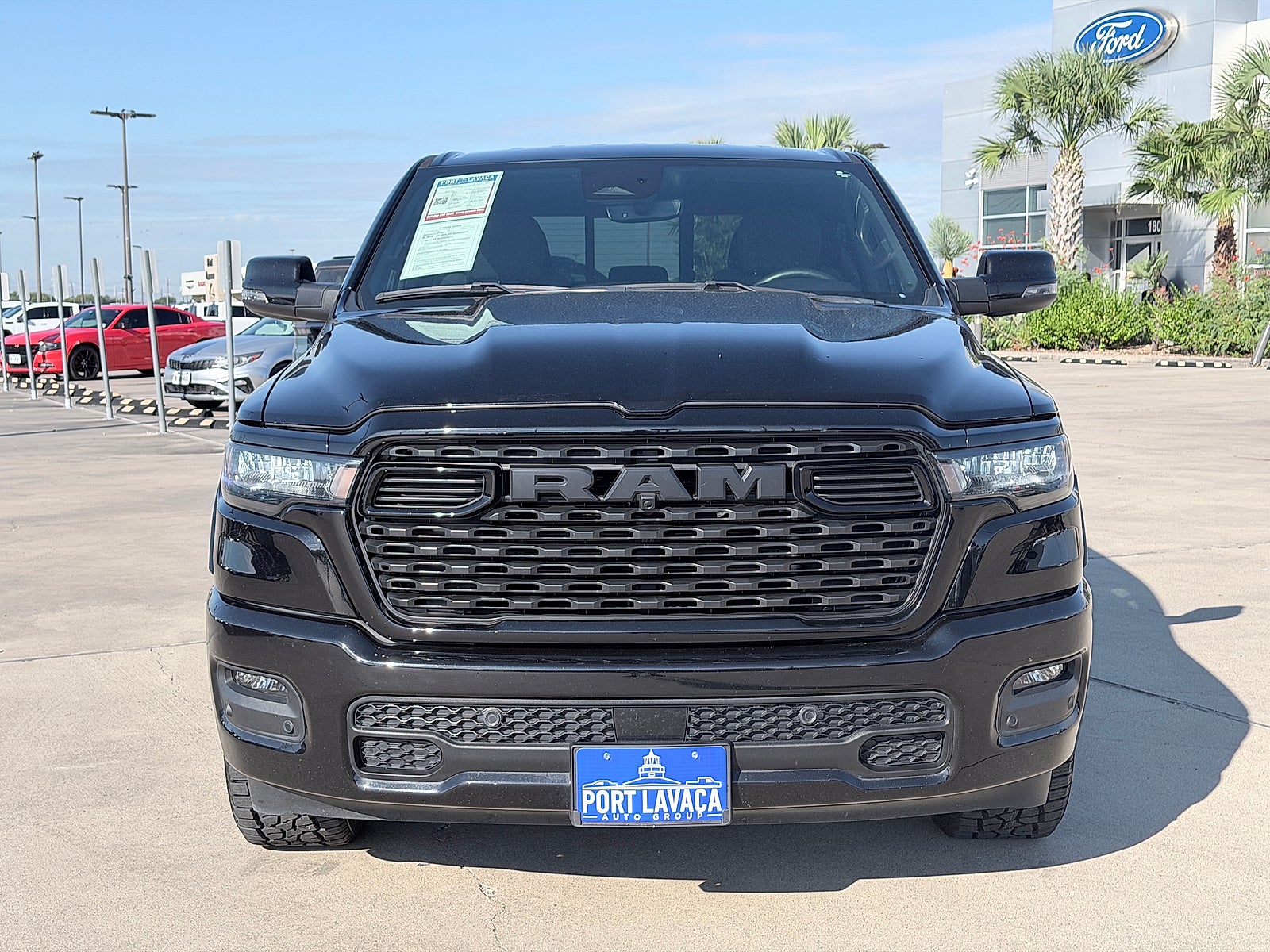 2025 RAM 1500 Big Horn Crew Cab 4x4 5'7" Box