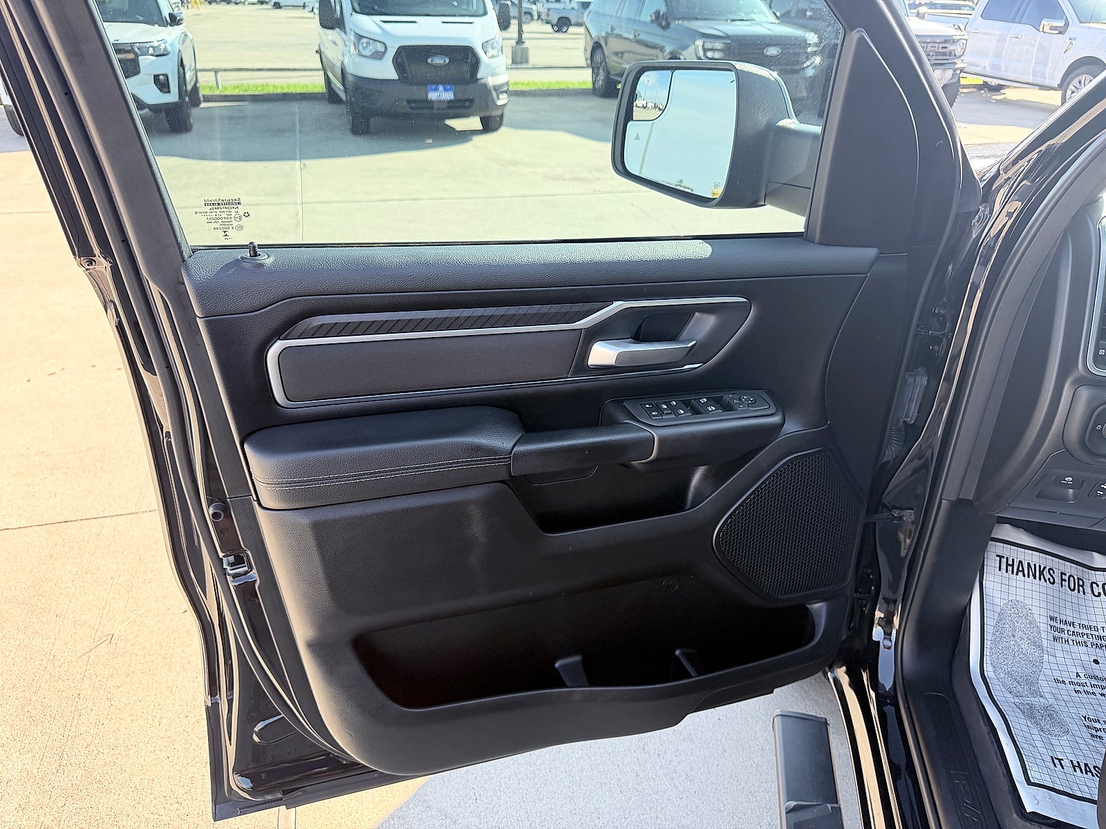 2025 RAM 1500 Big Horn Crew Cab 4x4 5'7" Box