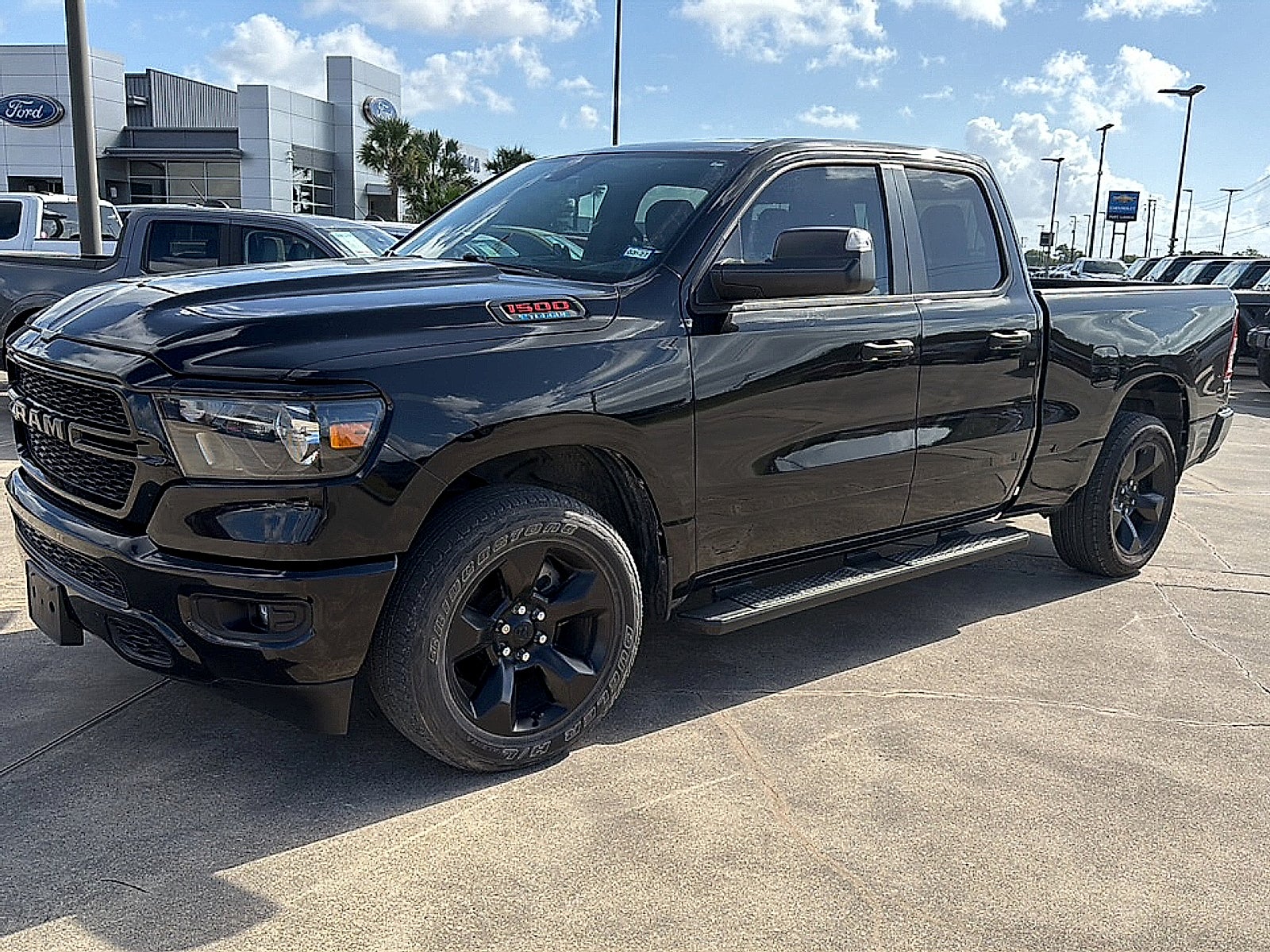 2024 RAM 1500 Tradesman Quad Cab 4x2 6'4" Box