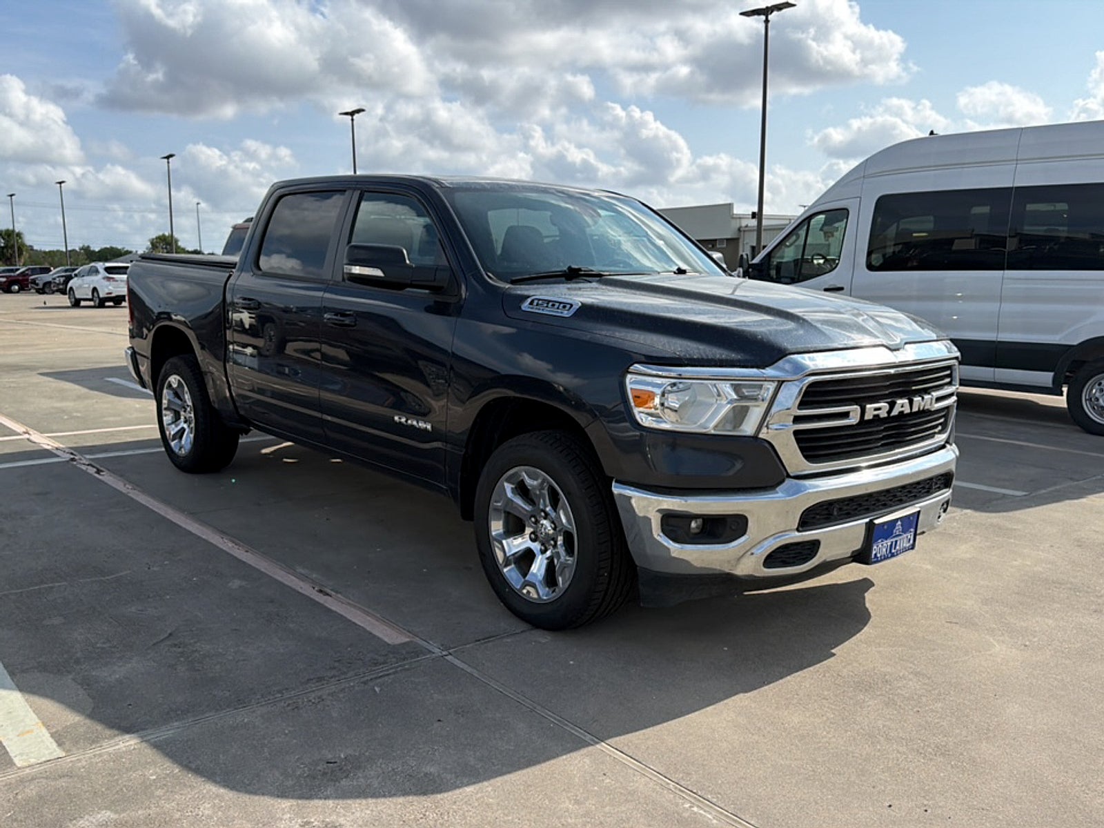 2021 RAM 1500 Big Horn Crew Cab 4x4 5'7" Box