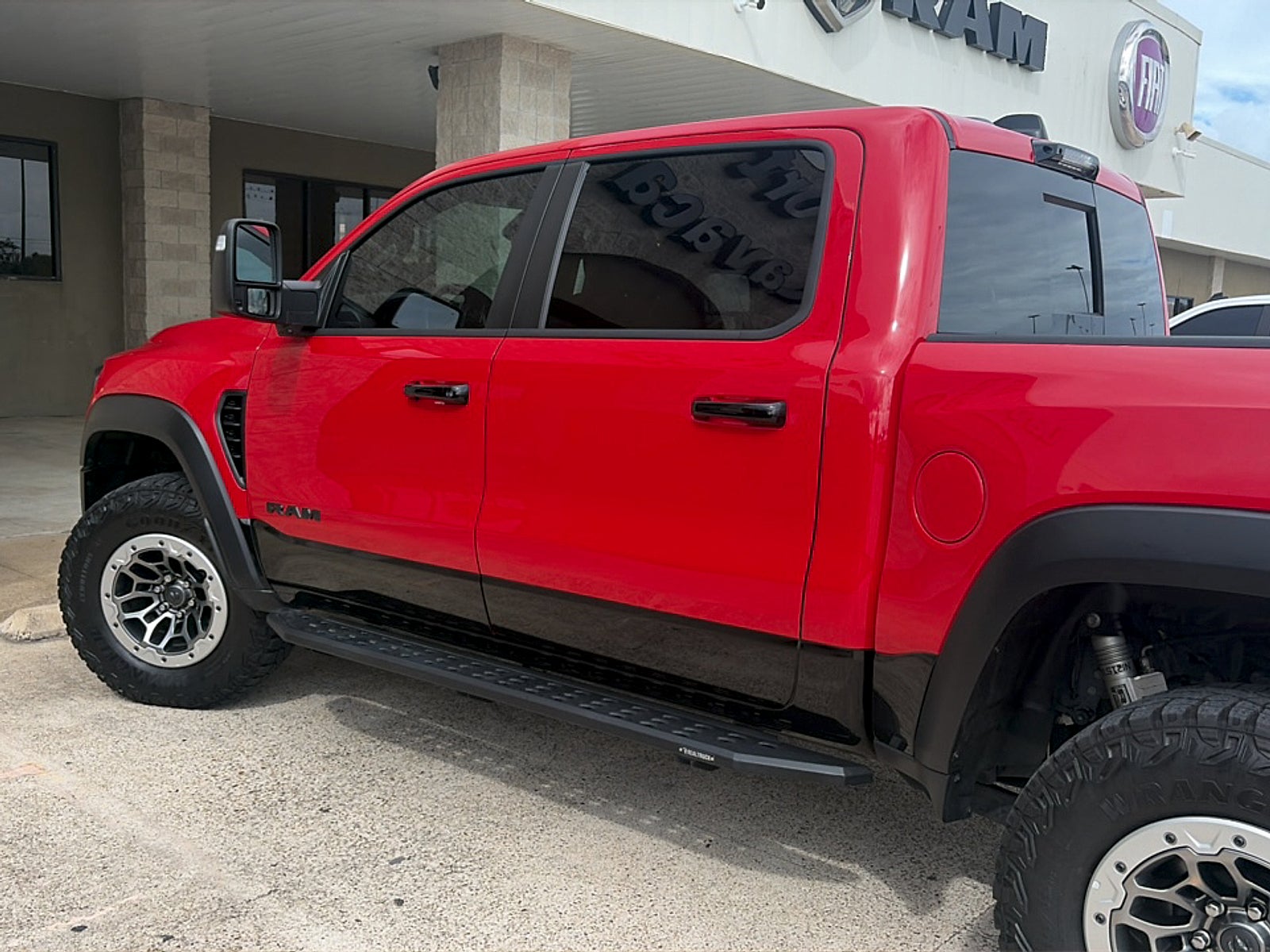 2025 RAM 1500 RHO Crew Cab 4x4 5'7" Box