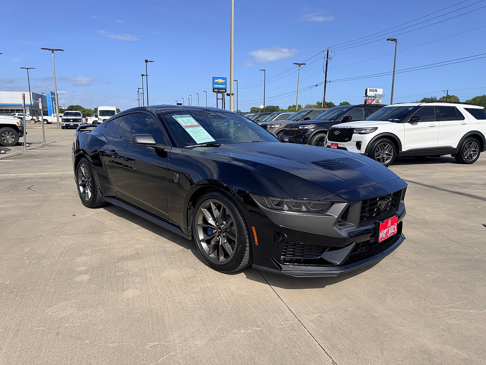 2025 Ford Mustang Dark Horse