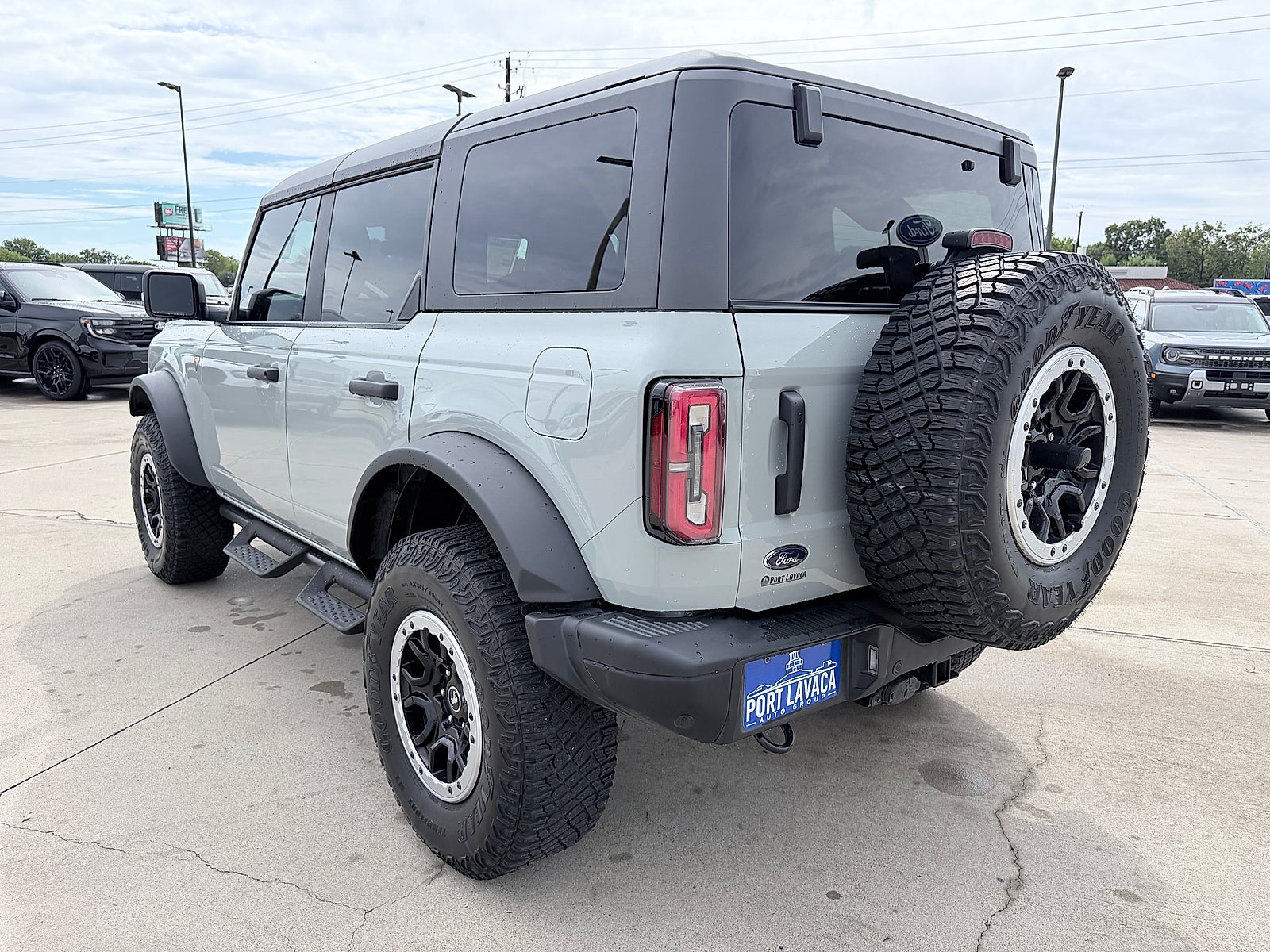 2023 Ford Bronco Badlands