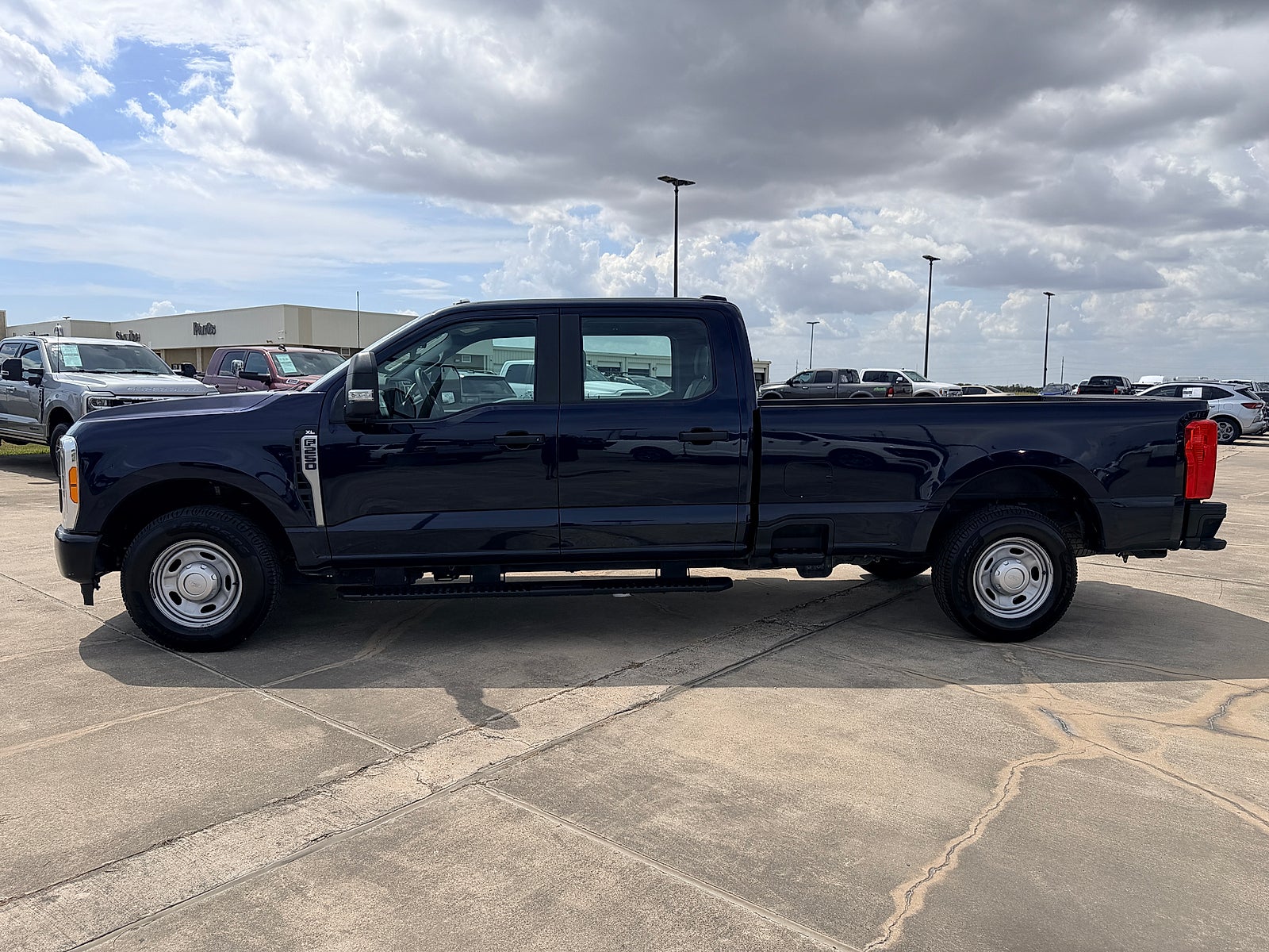 2023 Ford F-250 XL