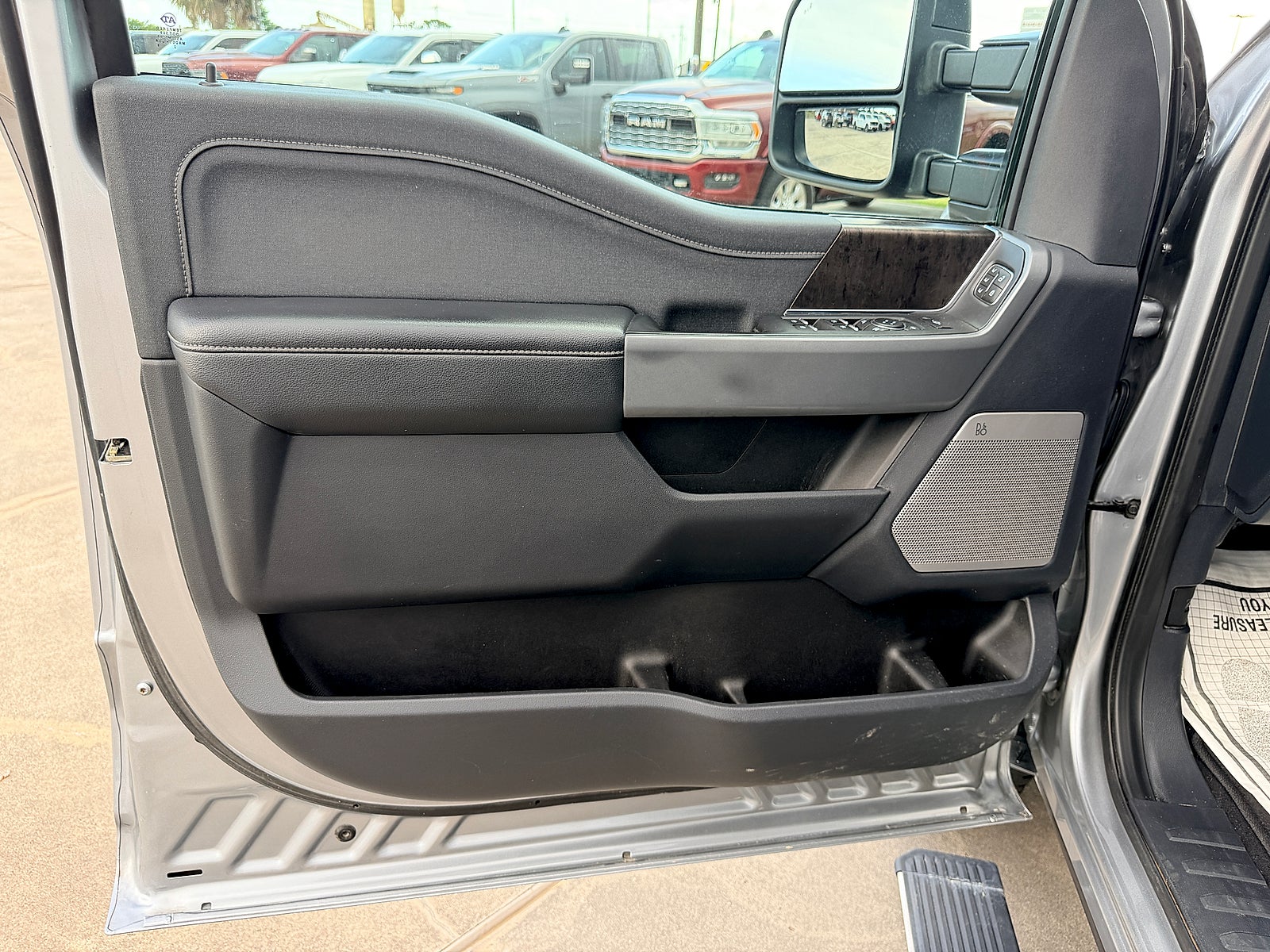 2024 Ford F-350 Lariat