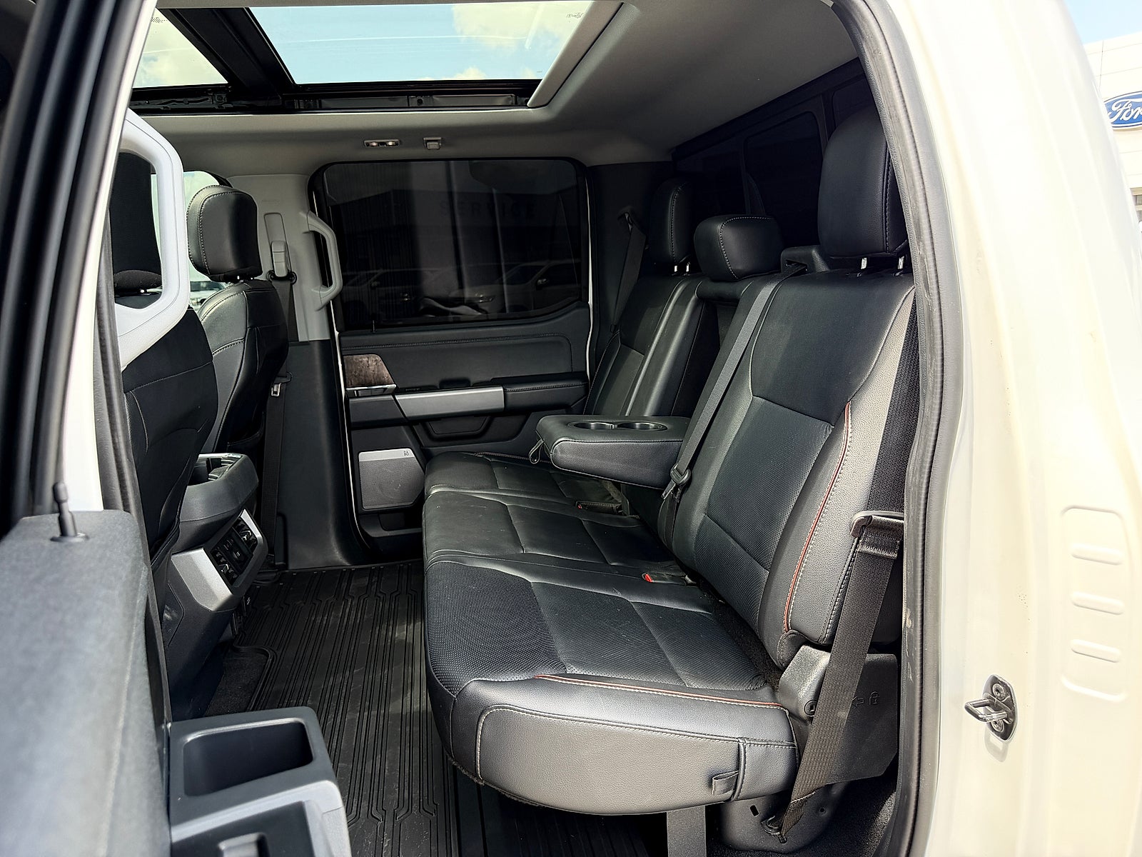 2023 Ford F-350 LARIAT