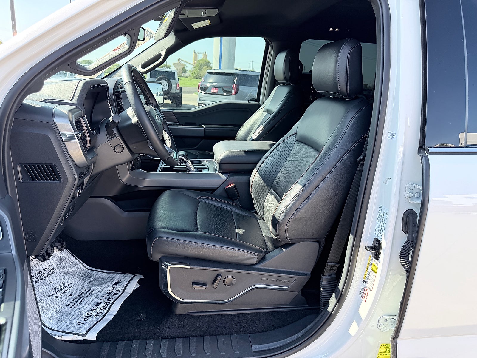 2024 Ford F-150 LARIAT