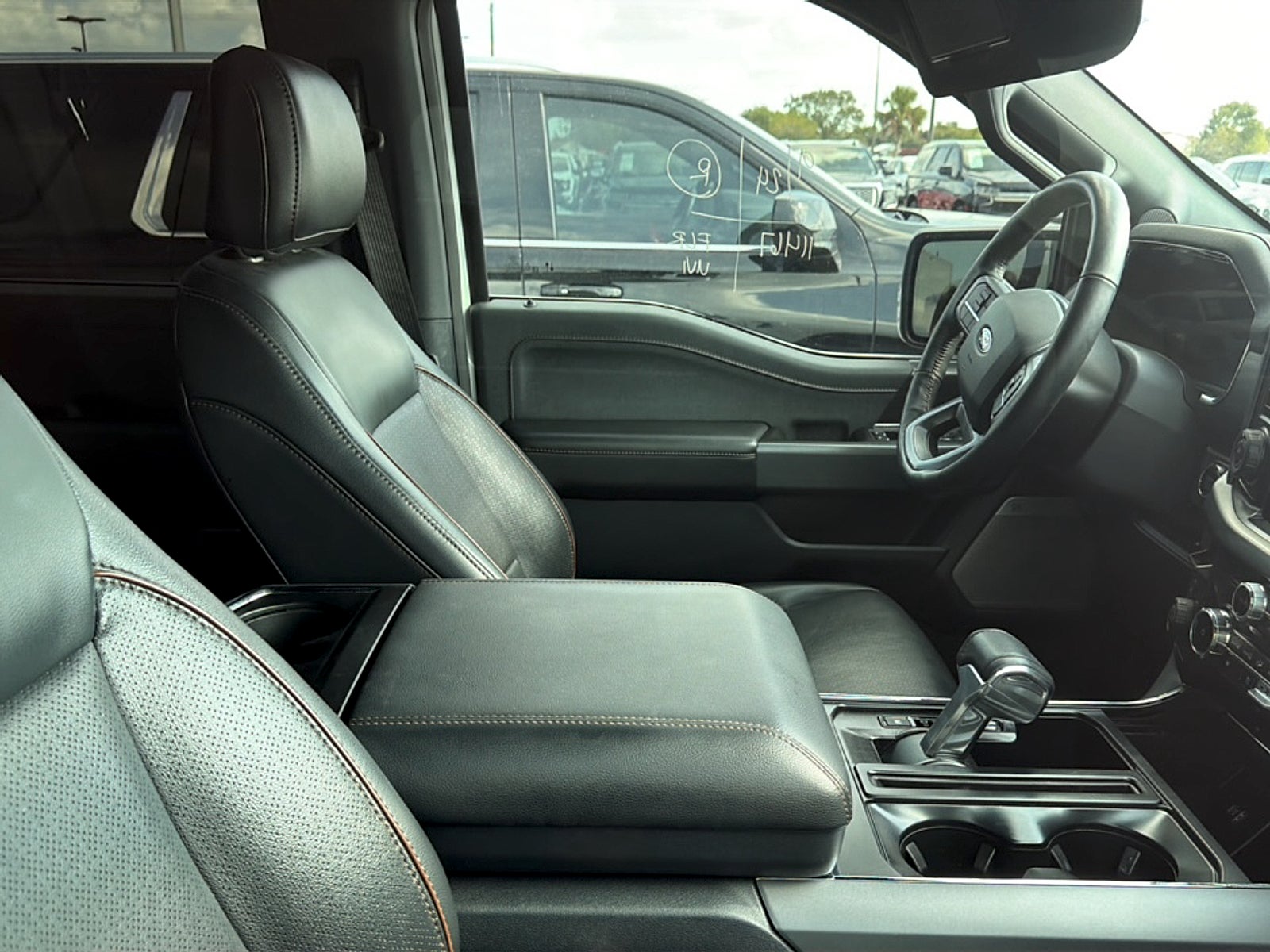 2024 Ford F-150 LARIAT