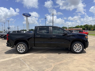 2022 Chevrolet Silverado 1500 2WD Crew Cab Short Bed Custom