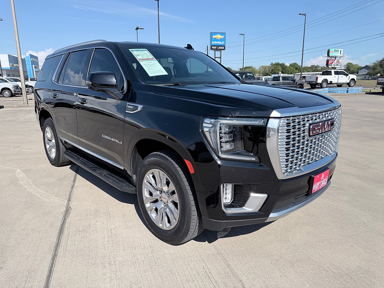 2024 GMC Yukon 4WD Denali