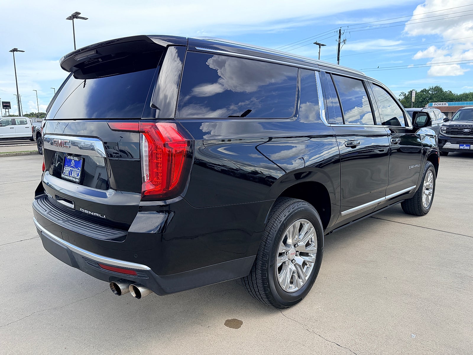2021 GMC Yukon XL 4WD Denali