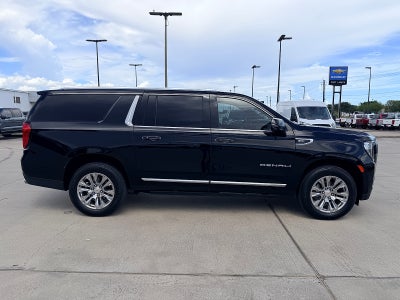 2021 GMC Yukon XL 4WD Denali